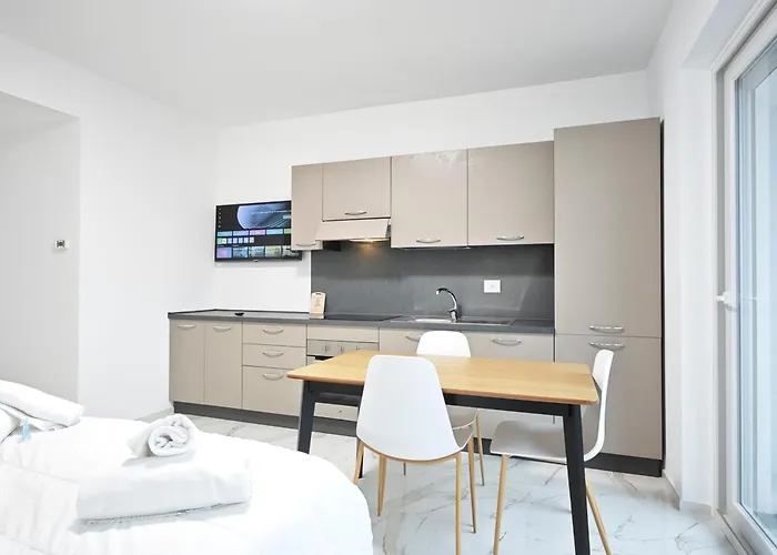 דירה Jupiter בארי